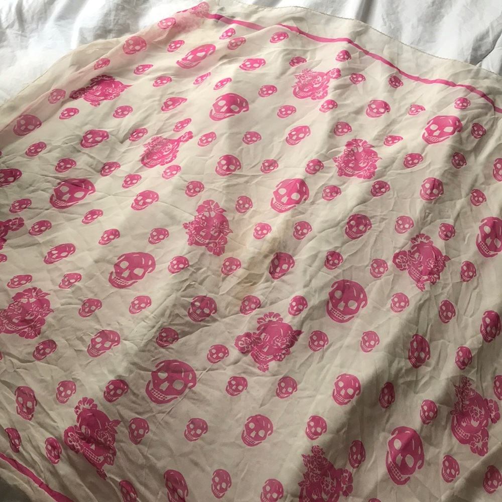 Alexander McQueen scarf